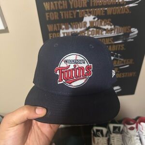 New Era Navy Minnesota Twins Fitted Cap